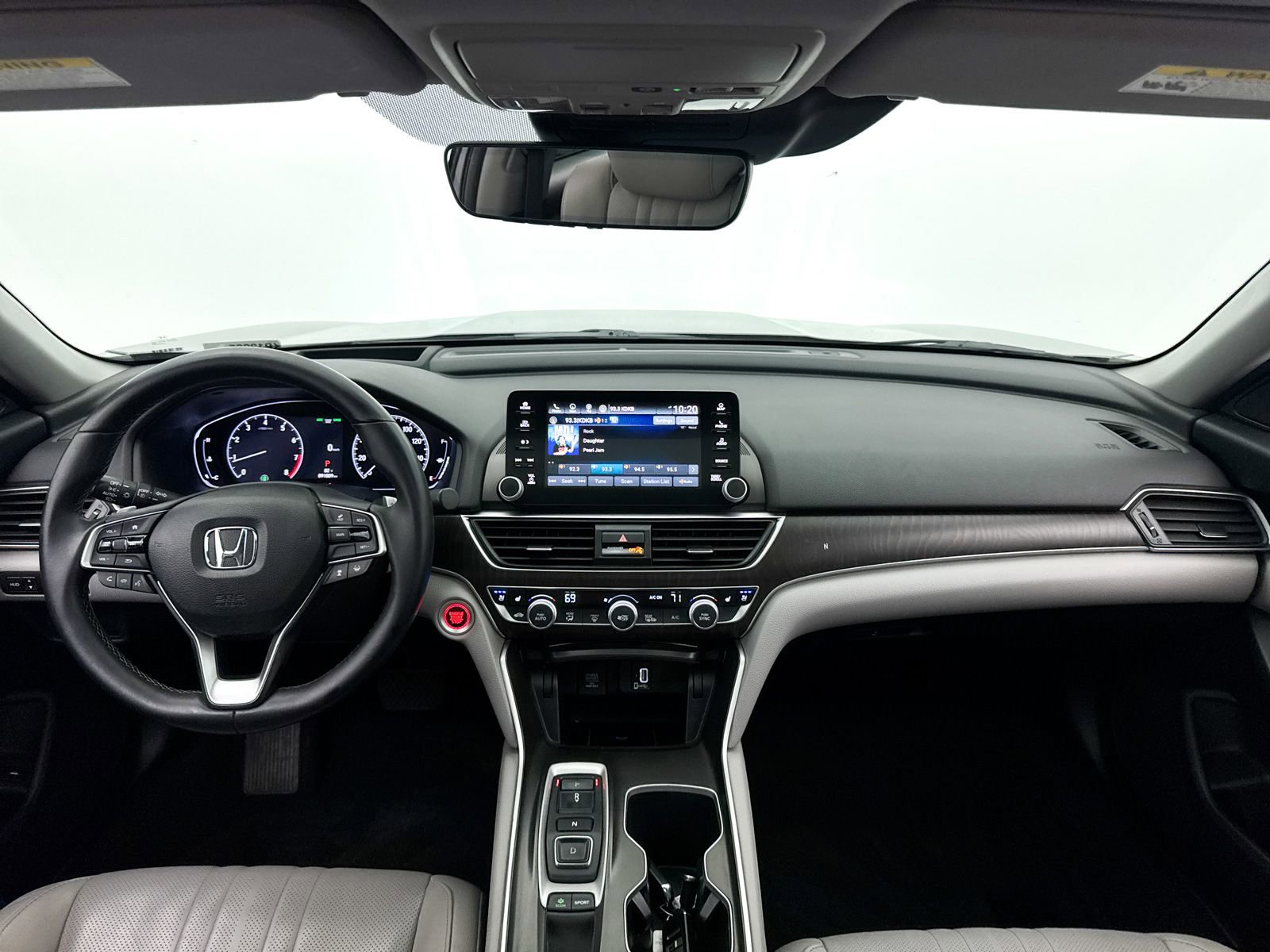 Used 2019 Honda Accord Touring image 21