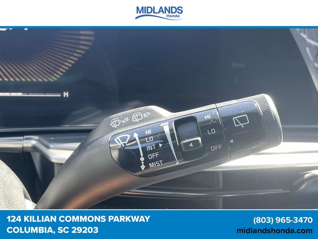 Used 2025 Kia Sorento EX FWD image 25