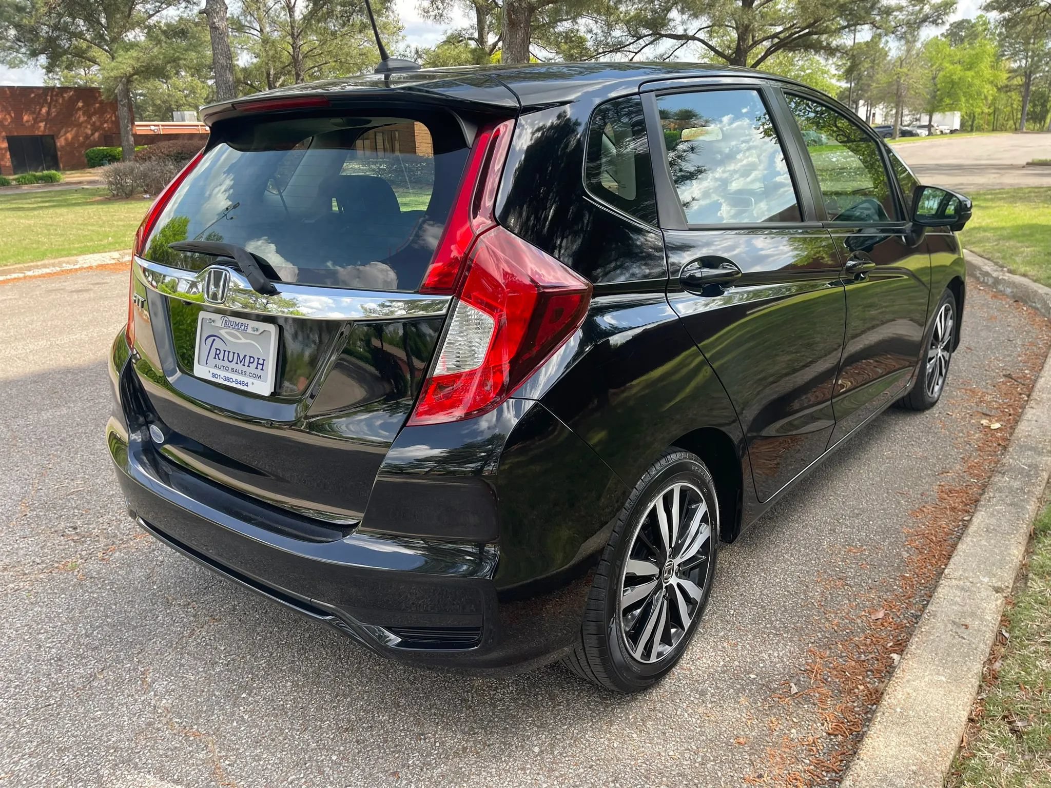 Used 2018 Honda Fit EX image 5