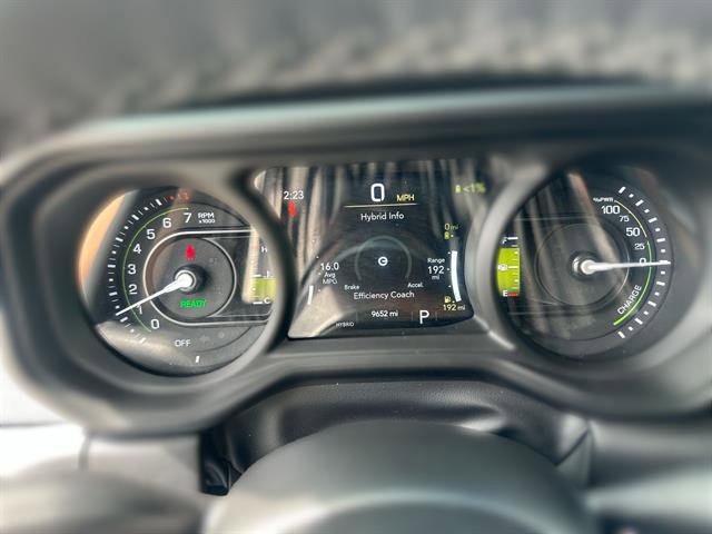 Used 2025 Jeep Wrangler Sahara w/ Safety Group image 10