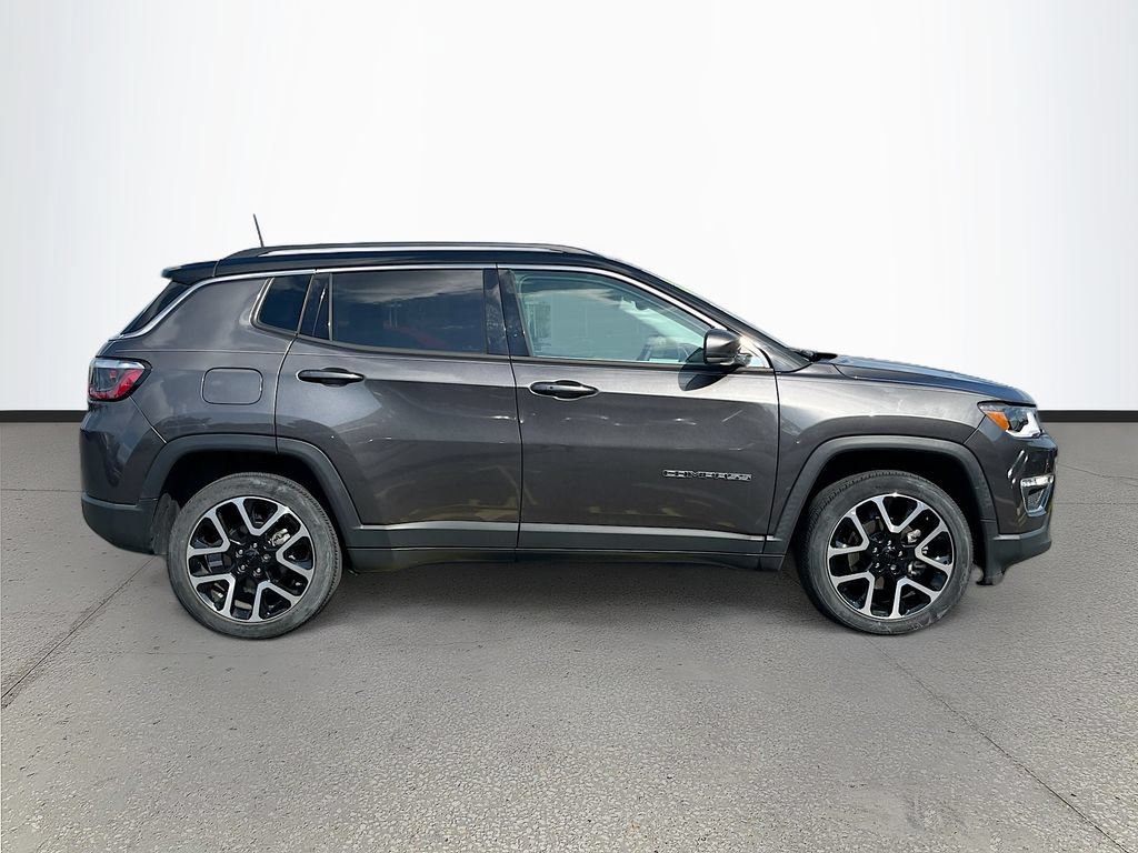 Certified 2021 Jeep Compass Limited w/ Elite Exterior Group AWD/4WD image 8