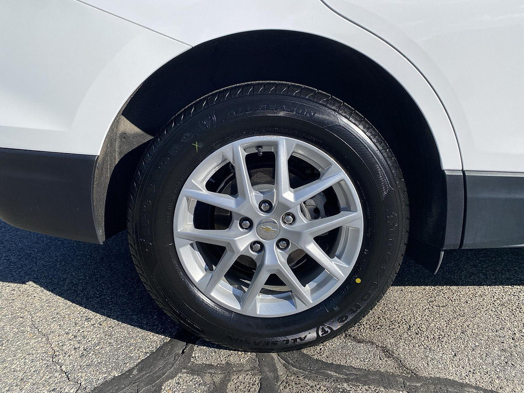 Used 2024 Chevrolet Equinox LS w/ Driver Confidence II Package AWD/4WD image 39