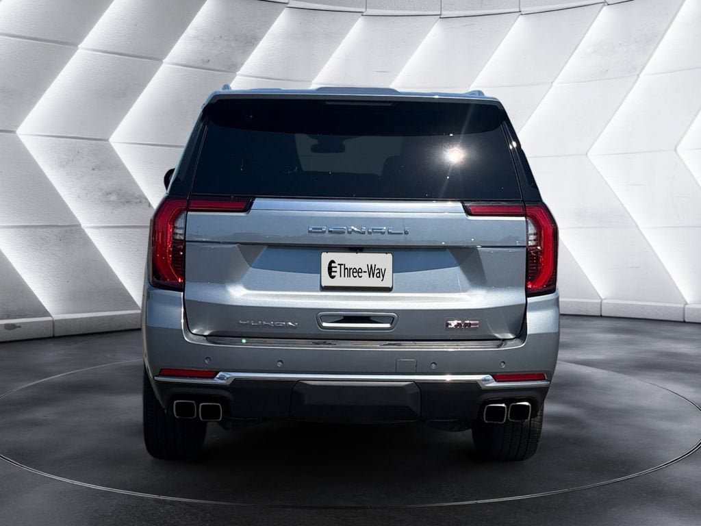 Certified 2025 GMC Yukon XL Denali AWD/4WD image 4