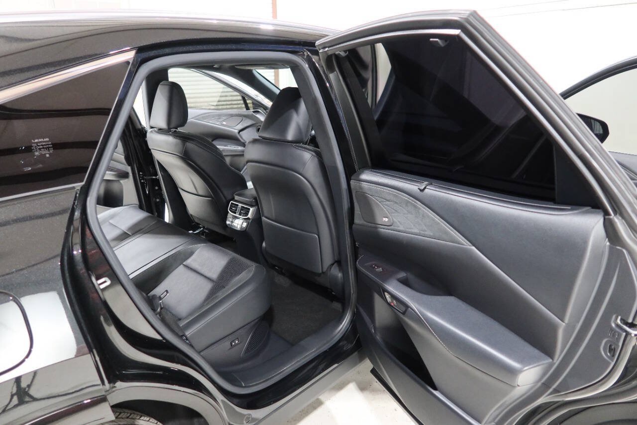 Used 2024 Lexus RX 450h AWD w/ Convenience Package image 14