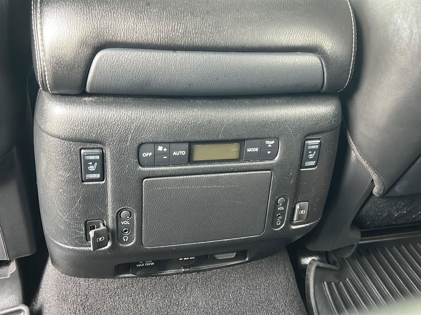 Used 2019 Nissan Armada Platinum w/ Captain's Chairs Package AWD/4WD image 20