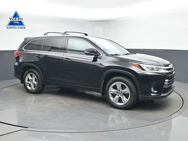 Used 2017 Toyota Highlander Limited AWD/4WD image 1