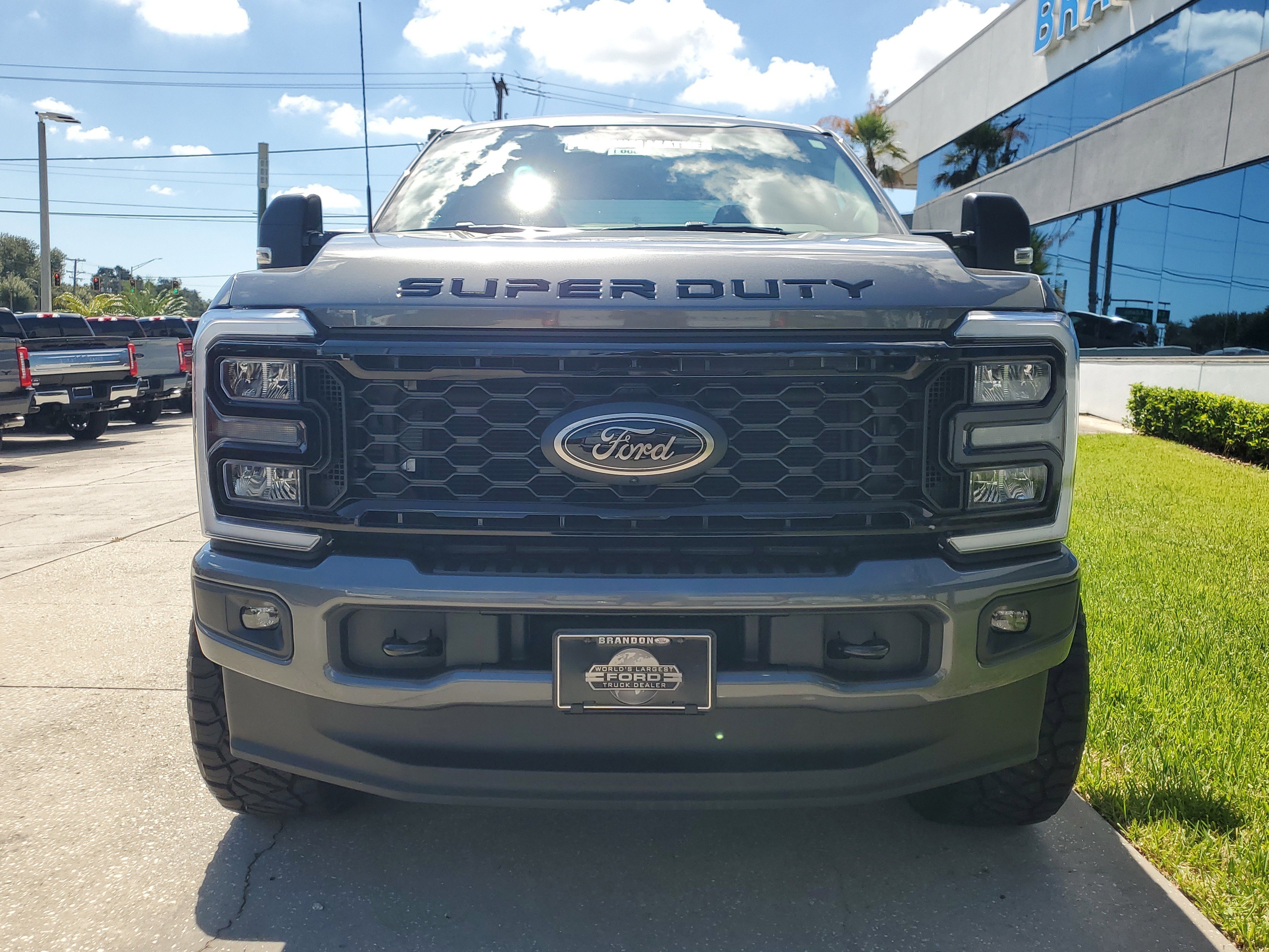 New 2026 Ford F250 XLT w/ XLT Premium Package image 3