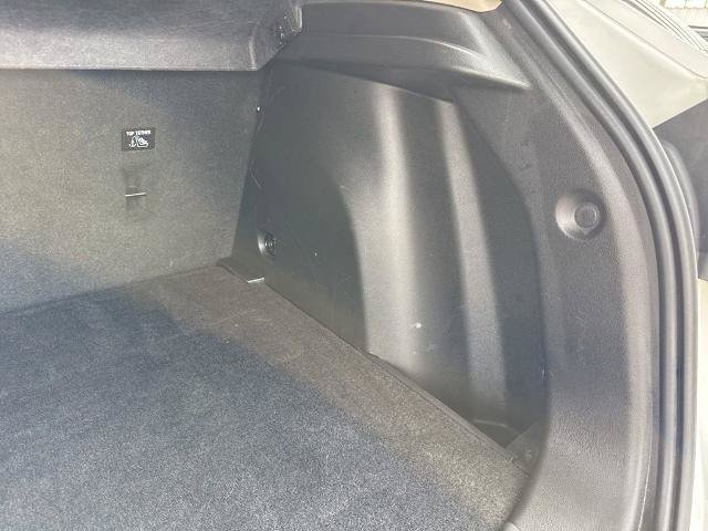 Certified 2020 Buick Encore GX Essence FWD image 39