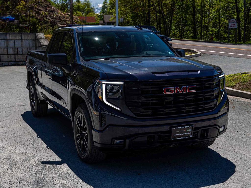 Used 2026 GMC Sierra 1500 Elevation AWD/4WD image 3