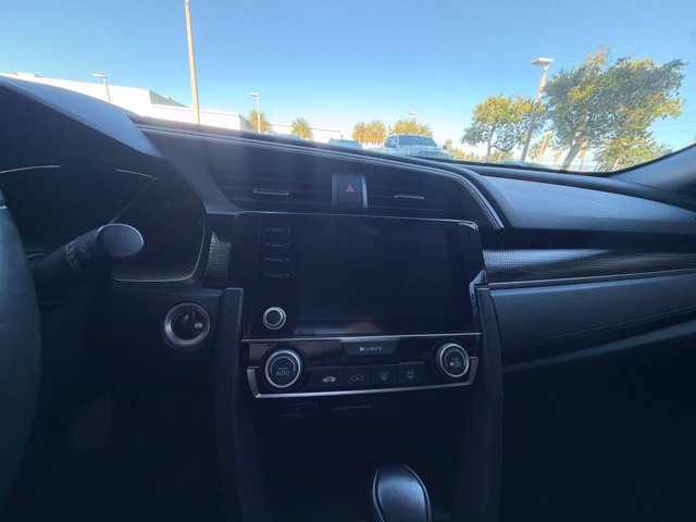 Used 2020 Honda Civic Sport image 5