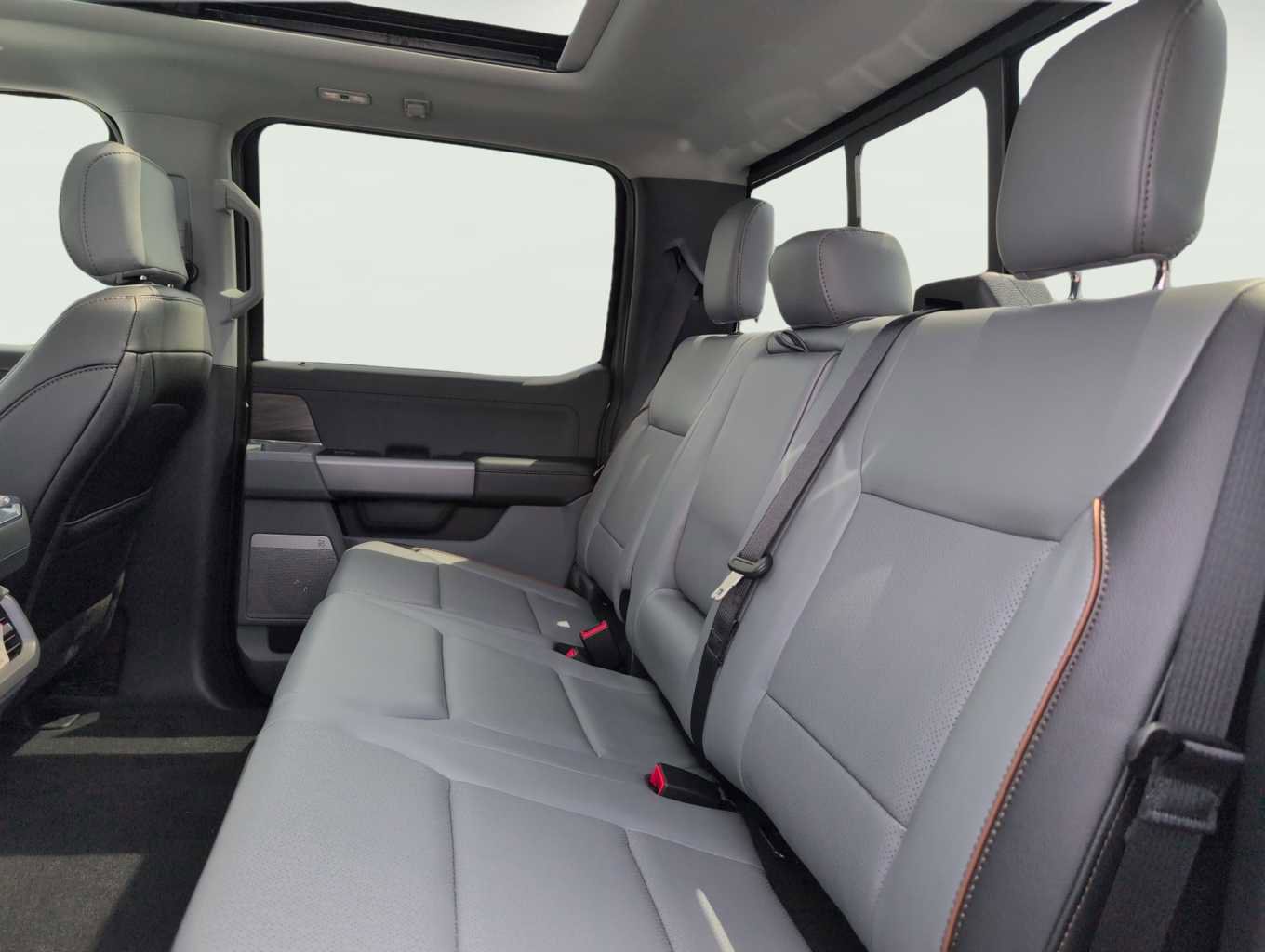 New 2025 Ford F150 Lariat w/ Equipment Group 502A High image 11