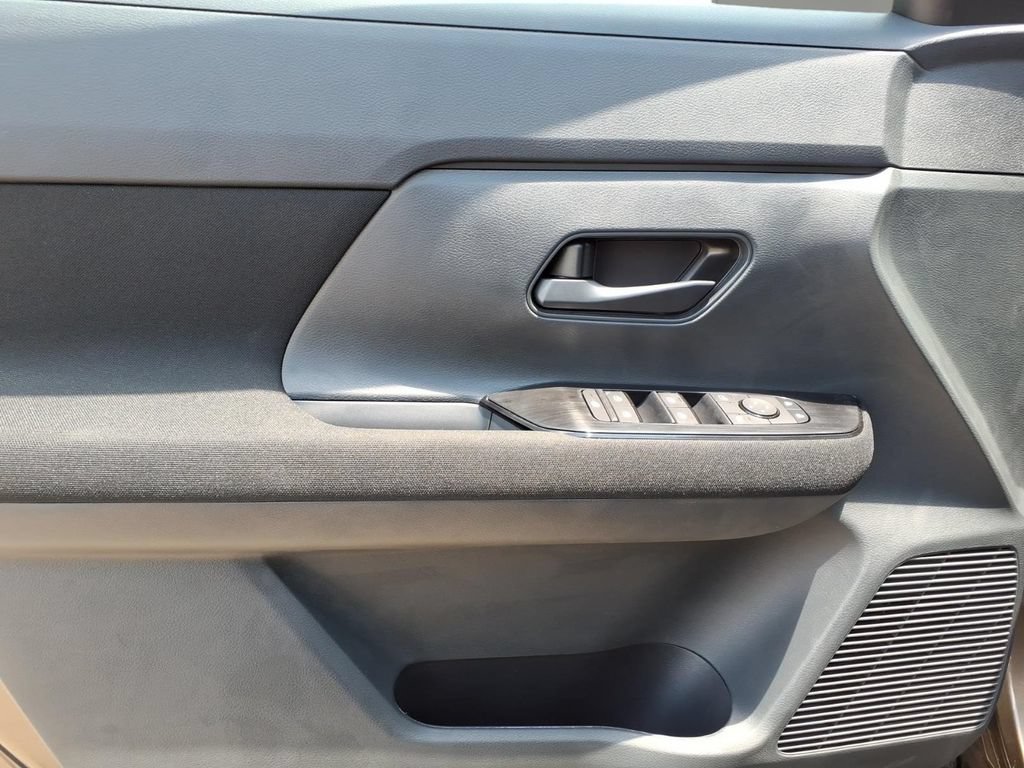 New 2026 Nissan Kicks S FWD image 13