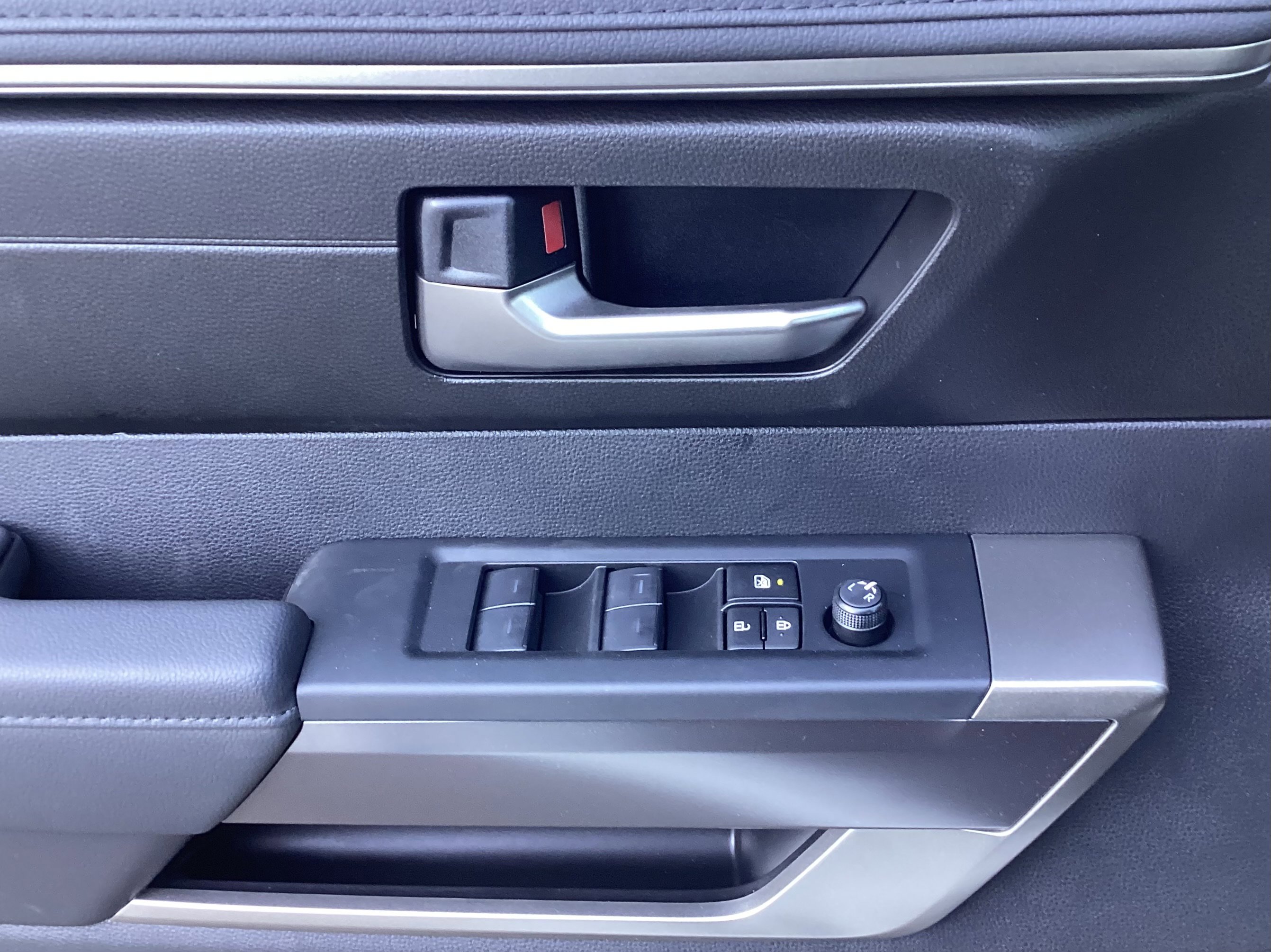 New 2026 Toyota Tundra SR5 image 27