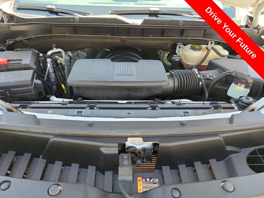Used 2023 Chevrolet Tahoe Z71 w/ Luxury Package AWD/4WD image 29