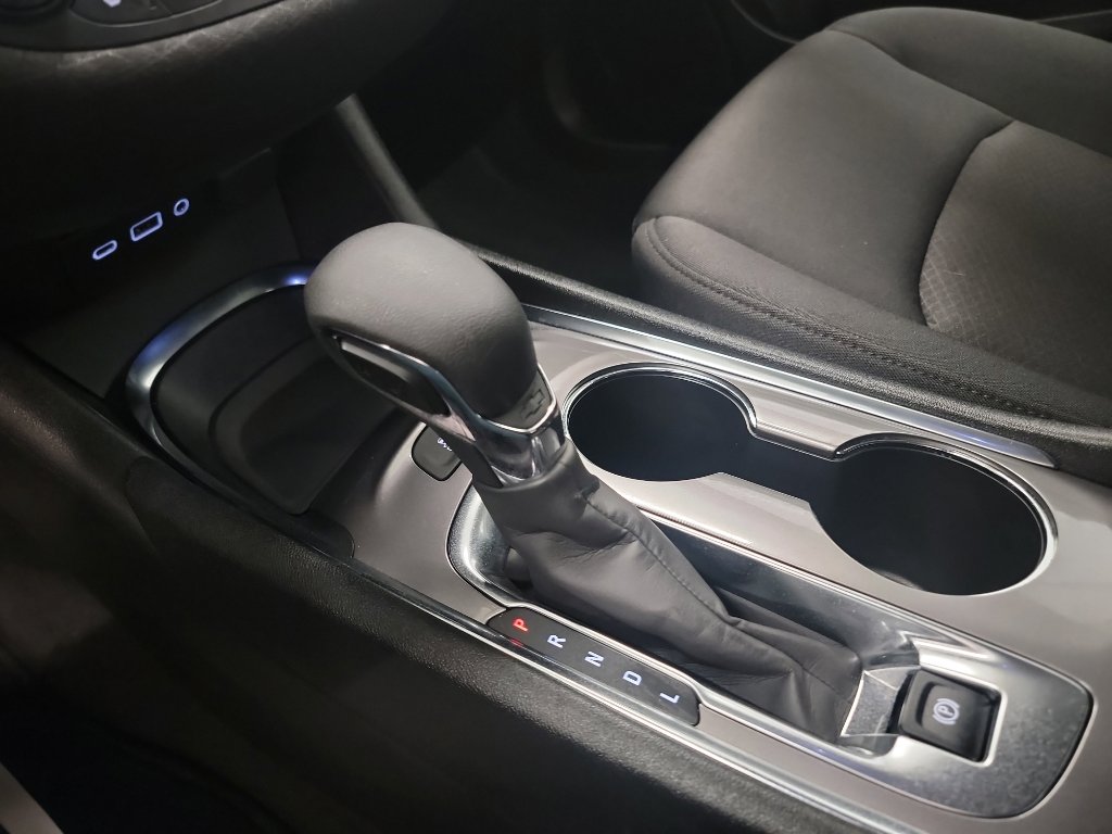 Used 2025 Chevrolet Malibu LT image 21