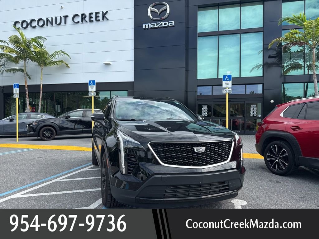 Used 2023 Cadillac XT4 Sport FWD image 1