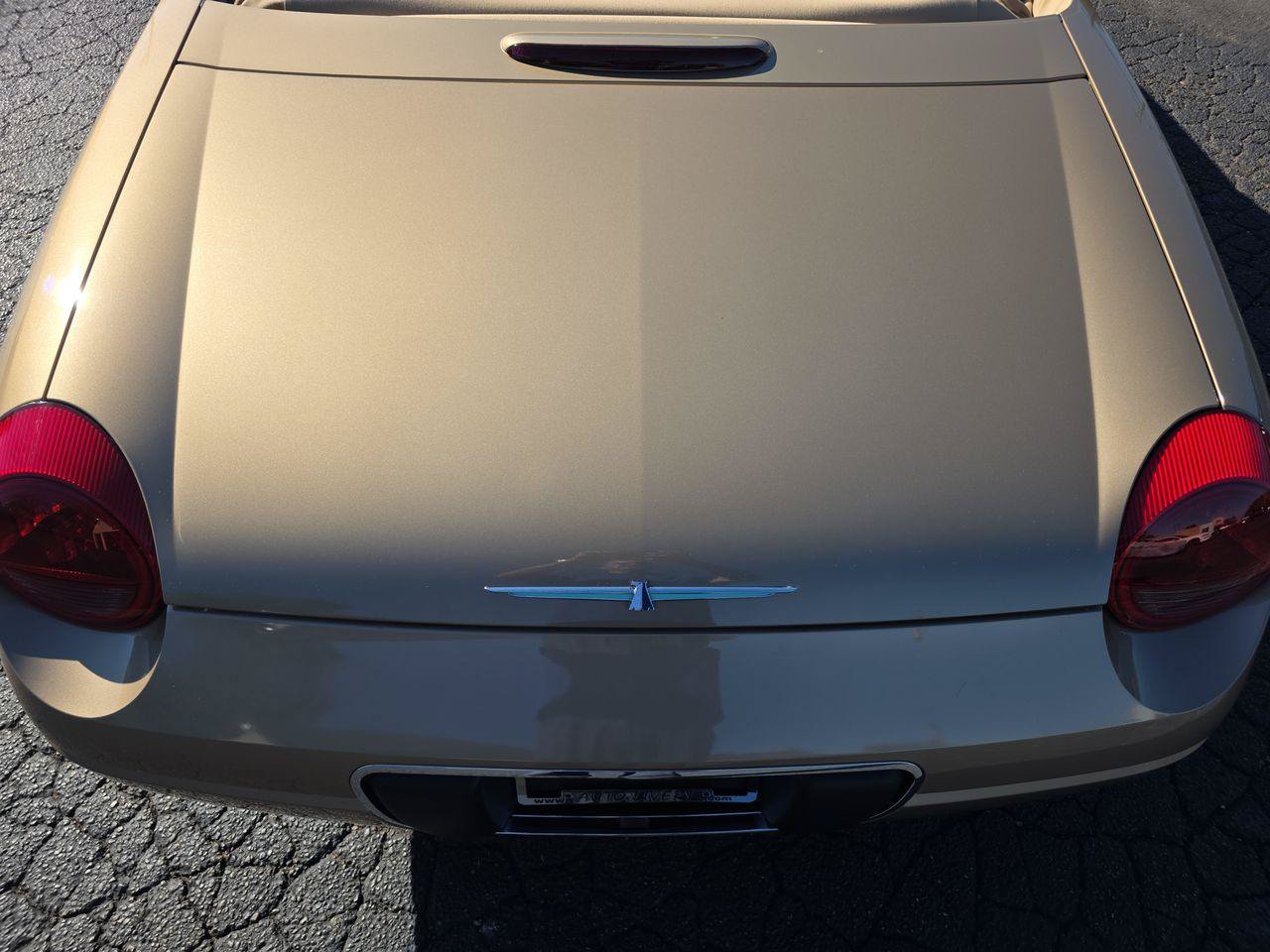 Used 2005 Ford Thunderbird RWD image 32