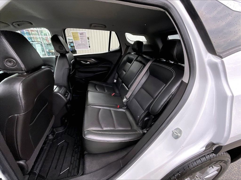 Used 2022 GMC Terrain SLT AWD/4WD image 15