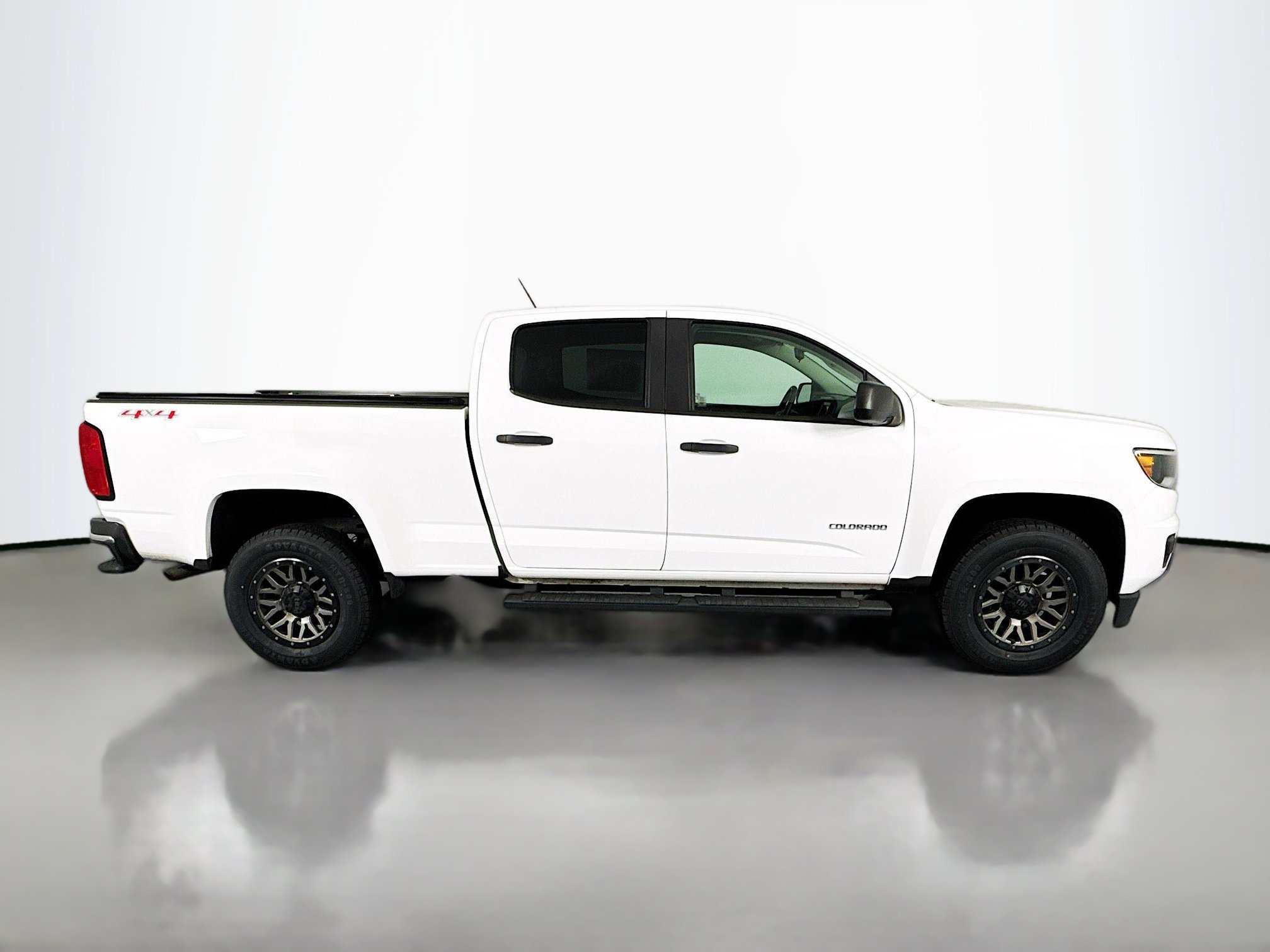 Used 2019 Chevrolet Colorado W/T image 4