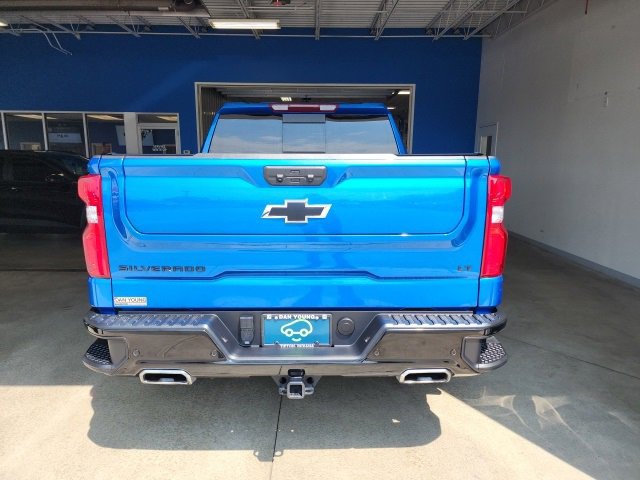 Used 2024 Chevrolet Silverado 1500 LT Trail Boss w/ LT Trail Boss Premium Package image 3