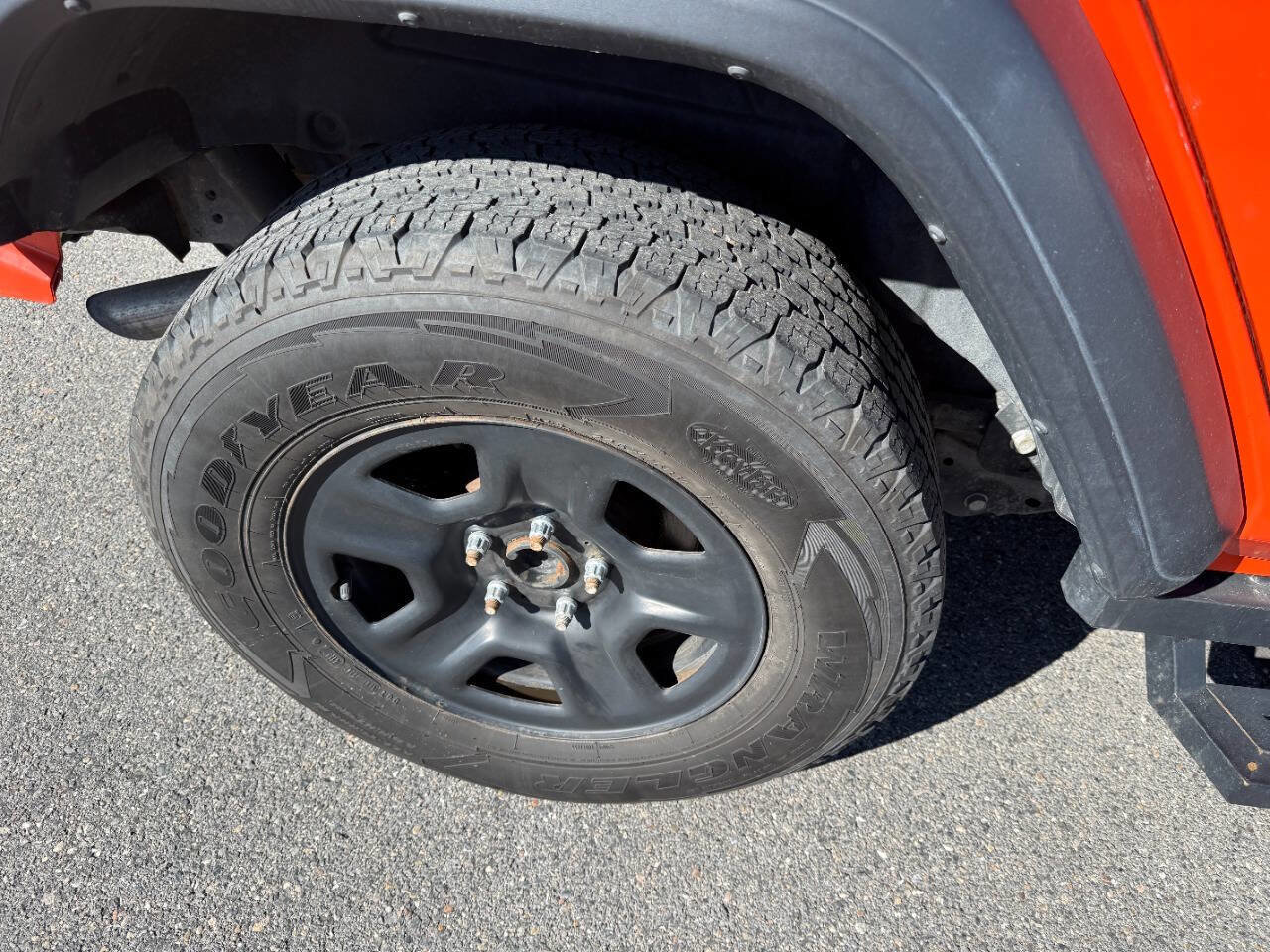 Used 2019 Jeep Wrangler Unlimited Sport image 14