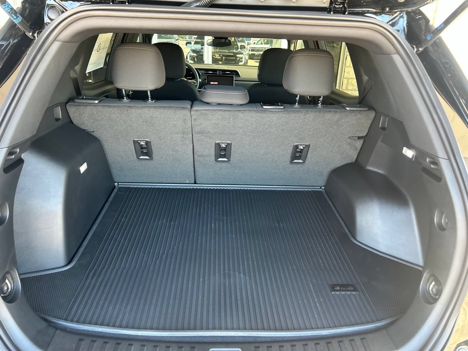 New 2027 GMC Terrain Elevation w/ LPO, Floor Liner Package AWD/4WD image 13