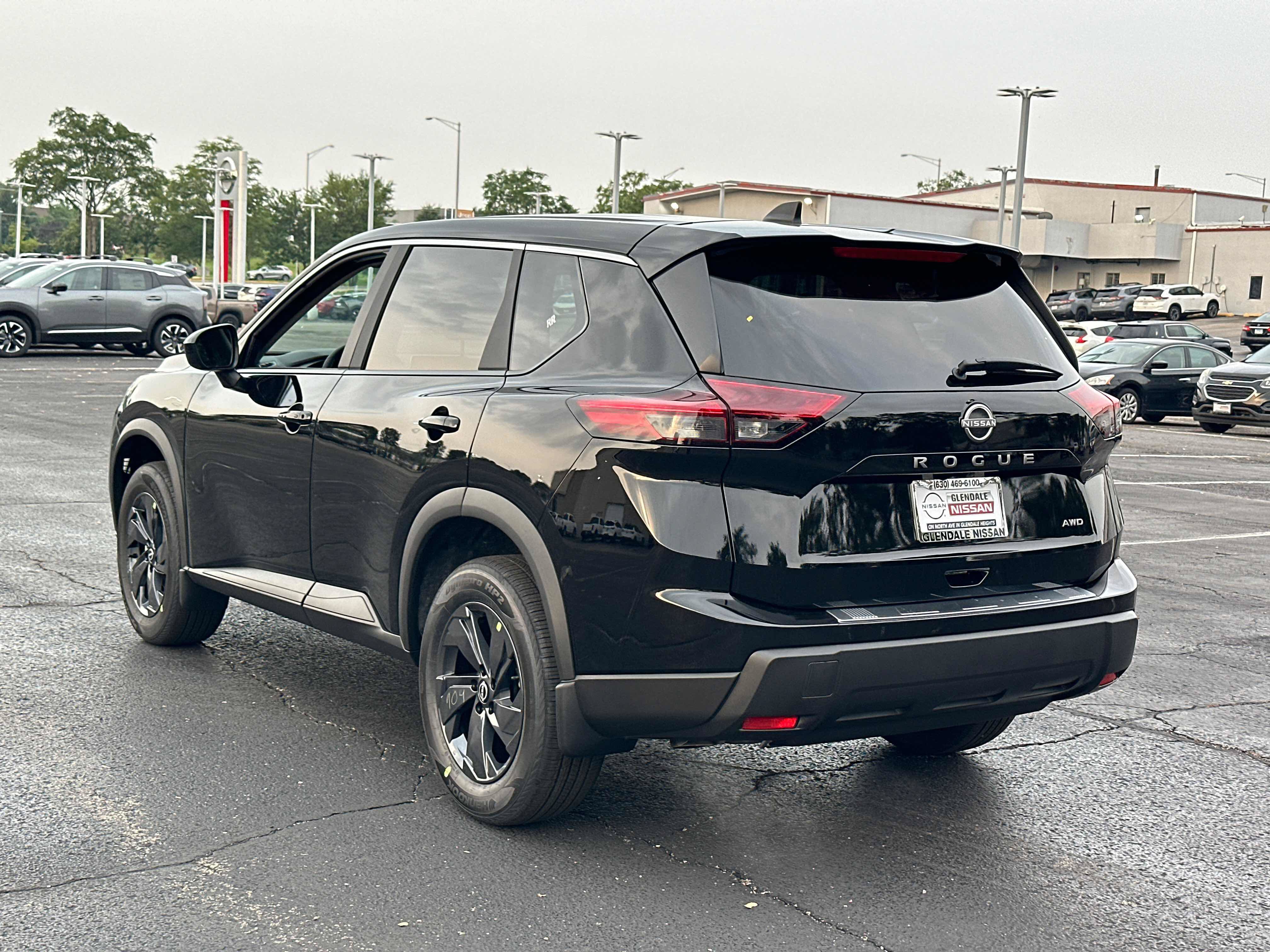 New 2026 Nissan Rogue SV w/ Cold Weather Package AWD/4WD image 6