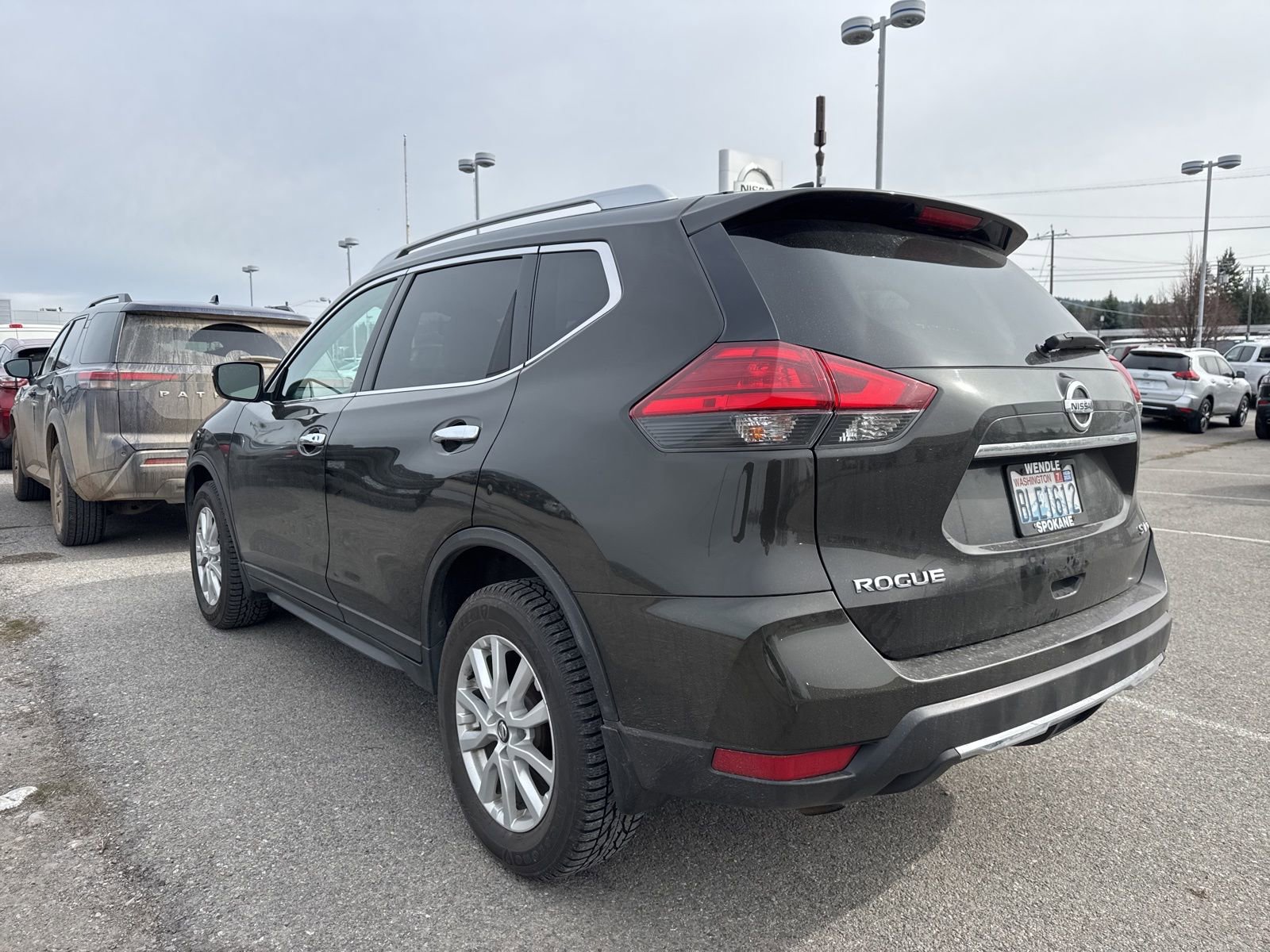 Used 2017 Nissan Rogue SV image 7