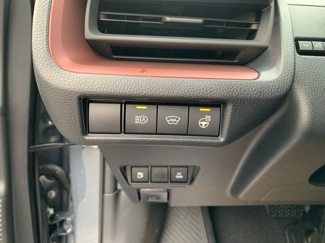 New 2026 Toyota Prius Plug-In Hybrid FWD image 16