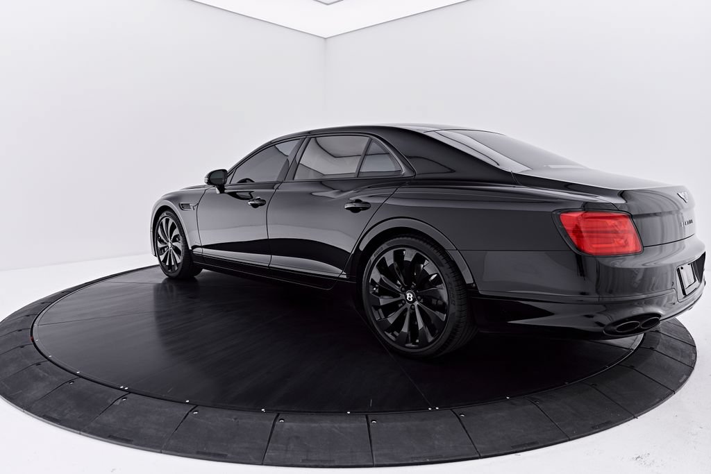 Used 2022 Bentley Flying Spur V8 AWD/4WD image 12