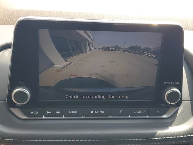 Certified 2023 Nissan Rogue SV image 5