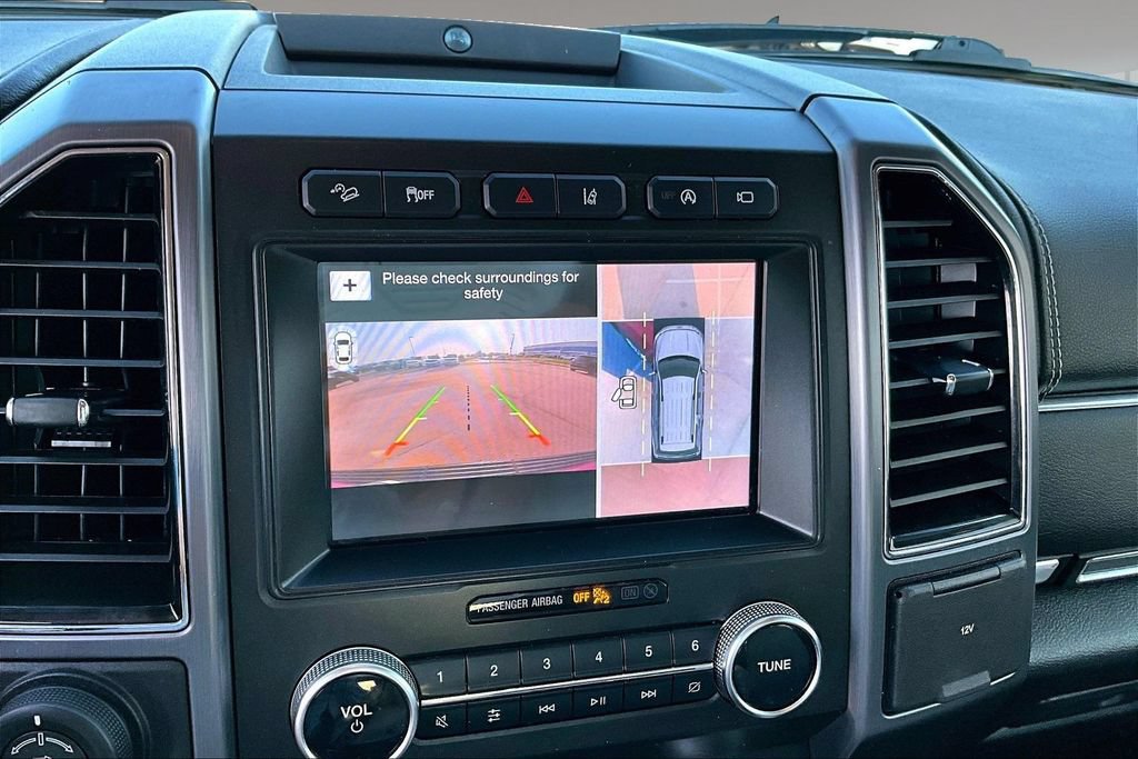 Used 2019 Ford Expedition Platinum AWD/4WD image 23