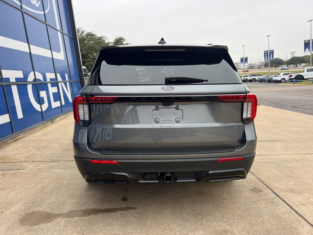 New 2026 Ford Explorer ST-Line w/ Premium Package image 5