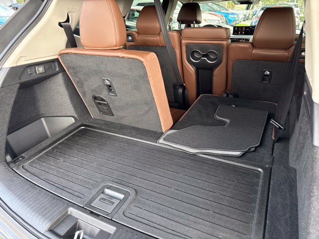 Used 2023 Acura MDX w/ Technology Package AWD/4WD image 19