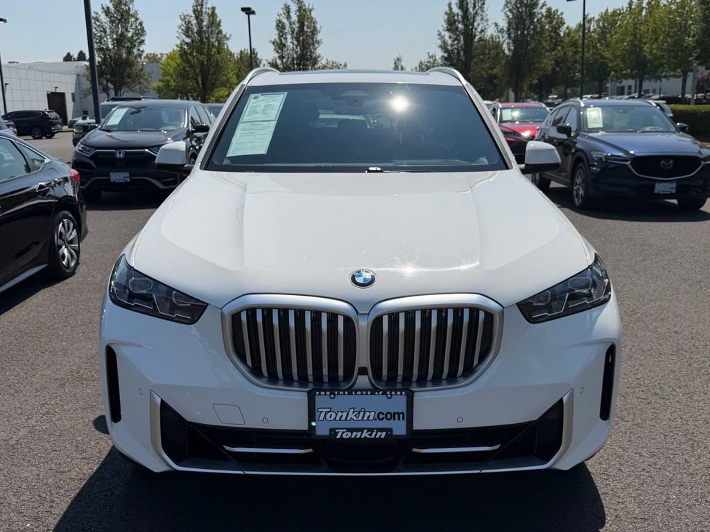 Used 2026 BMW X5 xDrive40i AWD/4WD image 3