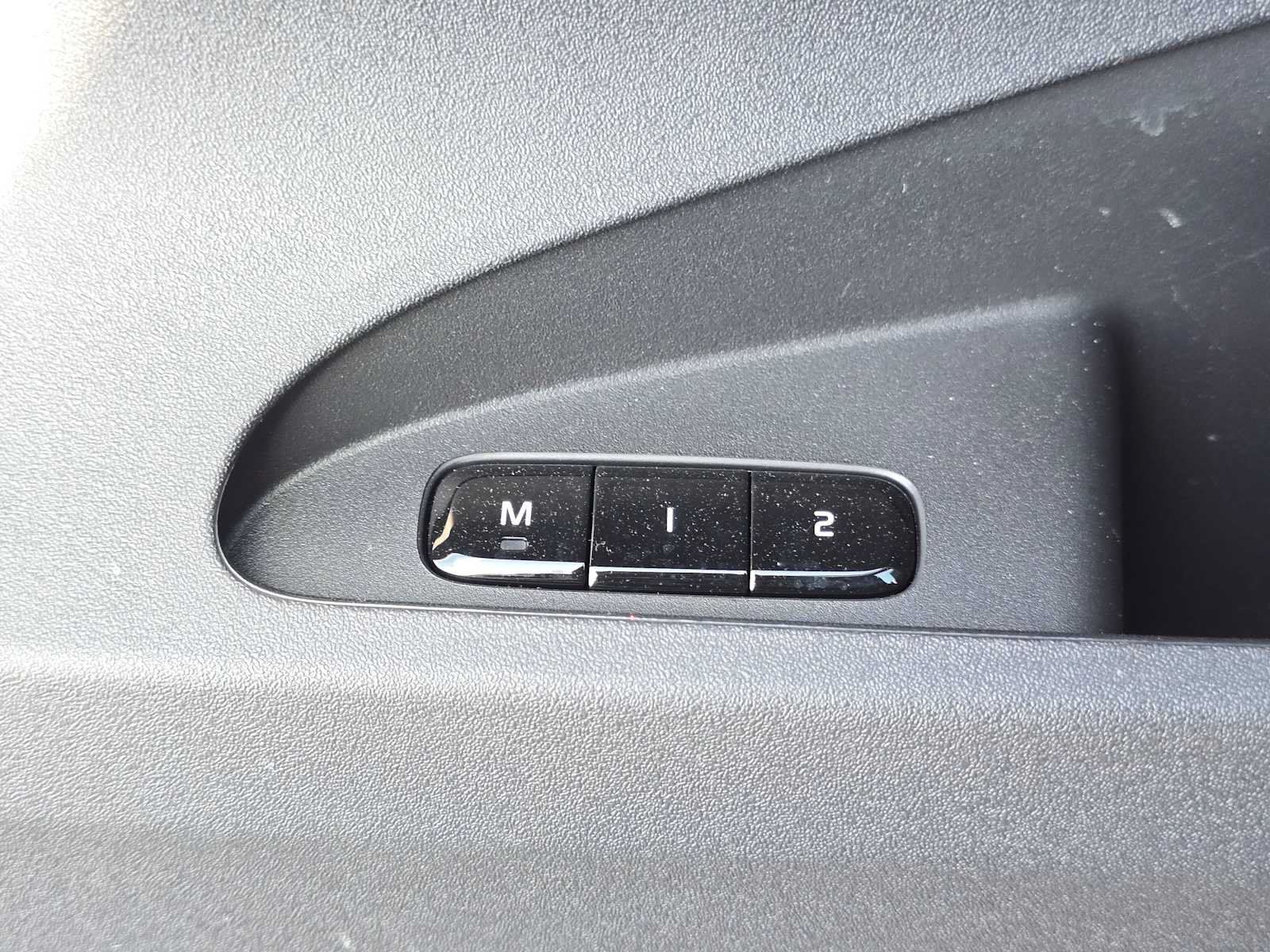 Used 2024 Polestar Polestar 2 AWD/4WD image 23