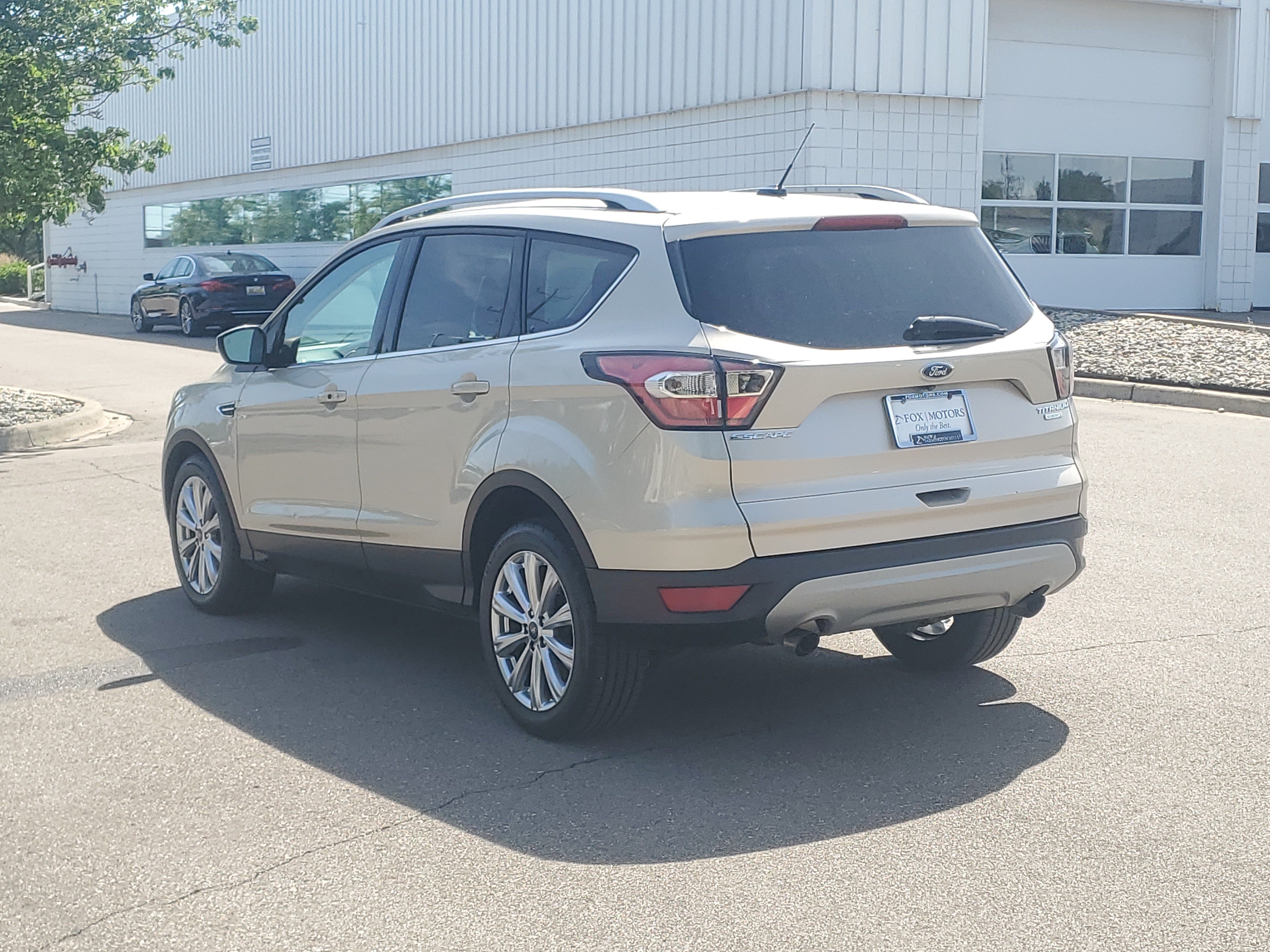 Used 2017 Ford Escape Titanium FWD image 6