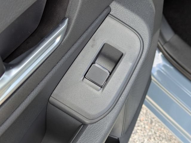 New 2026 Nissan Sentra SV w/ SV Convenience Package FWD image 24