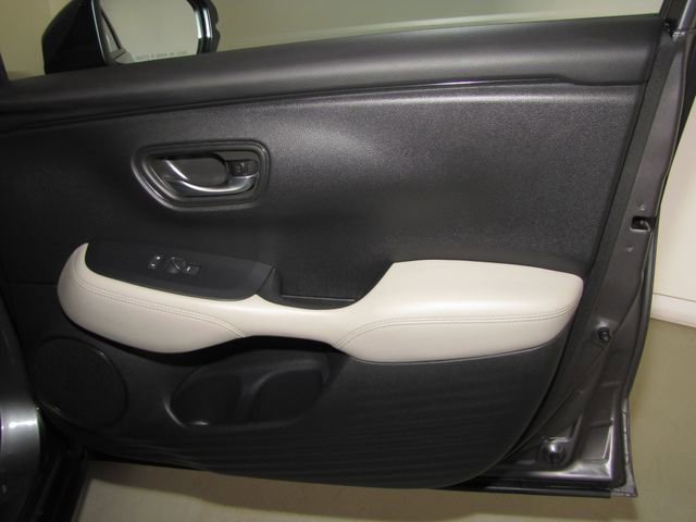 Certified 2025 Honda HR-V LX image 19
