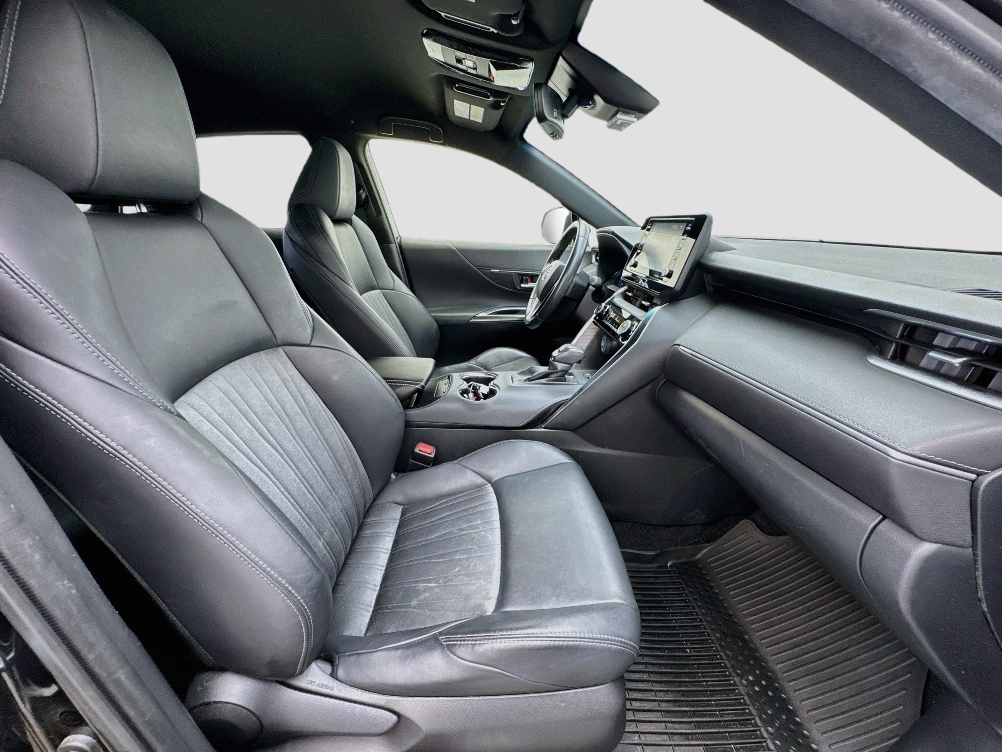 Used 2021 Toyota Venza XLE AWD/4WD image 19