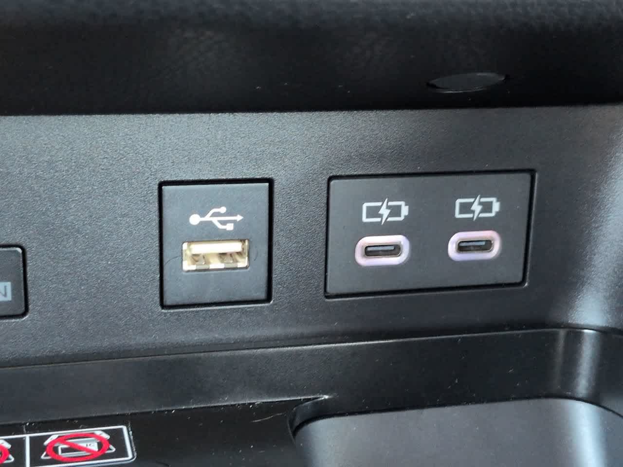 Used 2026 Toyota Camry SE w/ Multimedia Upgrade Package FWD image 20
