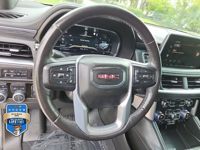 Certified 2022 GMC Yukon XL SLT w/ SLT Luxury Package AWD/4WD image 18