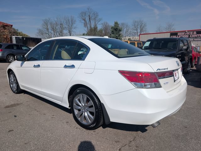 Used 2011 Honda Accord EX-L image 4