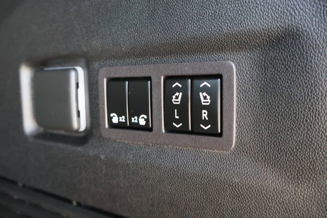 Used 2023 Chevrolet Suburban High Country w/ Max Trailering Package image 9