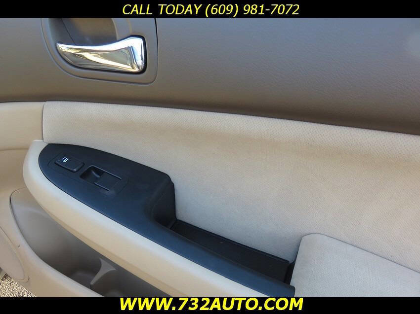 Used 2006 Honda Accord LX image 19