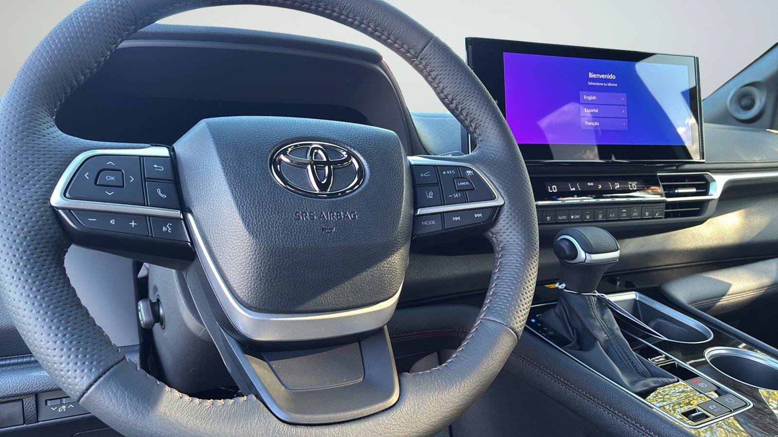 New 2026 Toyota Sienna Platinum AWD/4WD image 11