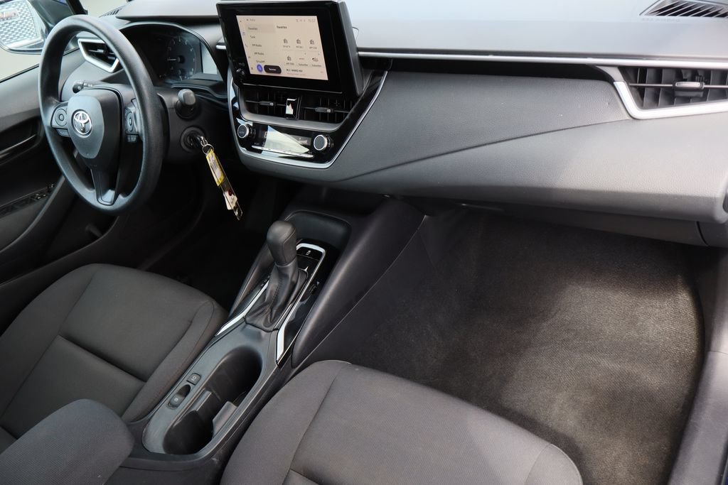Used 2024 Toyota Corolla LE FWD image 27