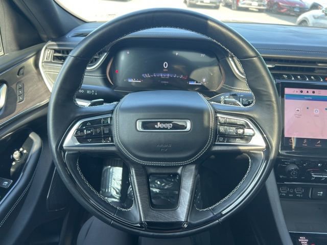 Used 2023 Jeep Grand Cherokee Overland w/ Adv Protech Group III image 15