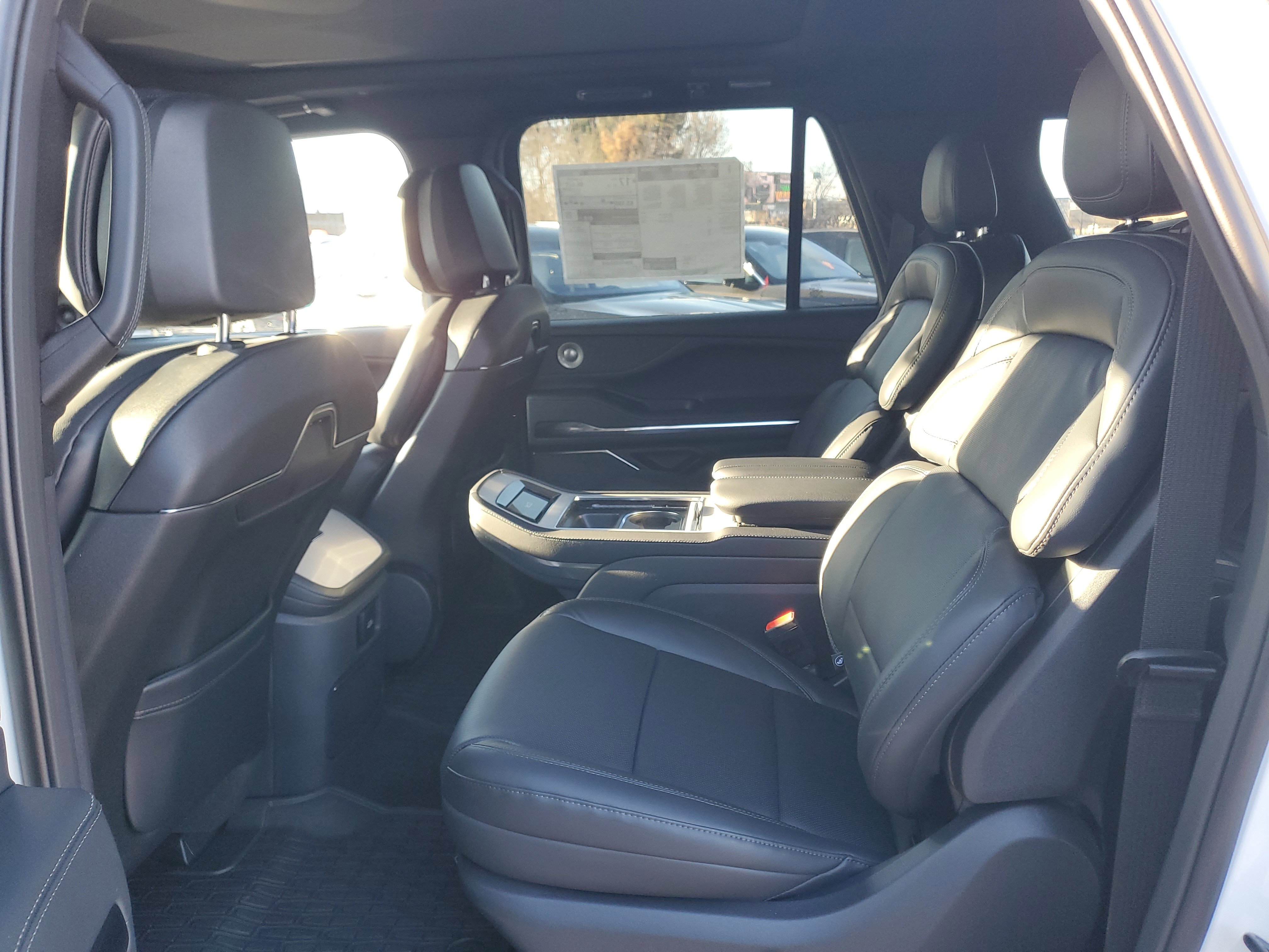 New 2025 Lincoln Navigator L Reserve w/ Jet Appearance Package image 27