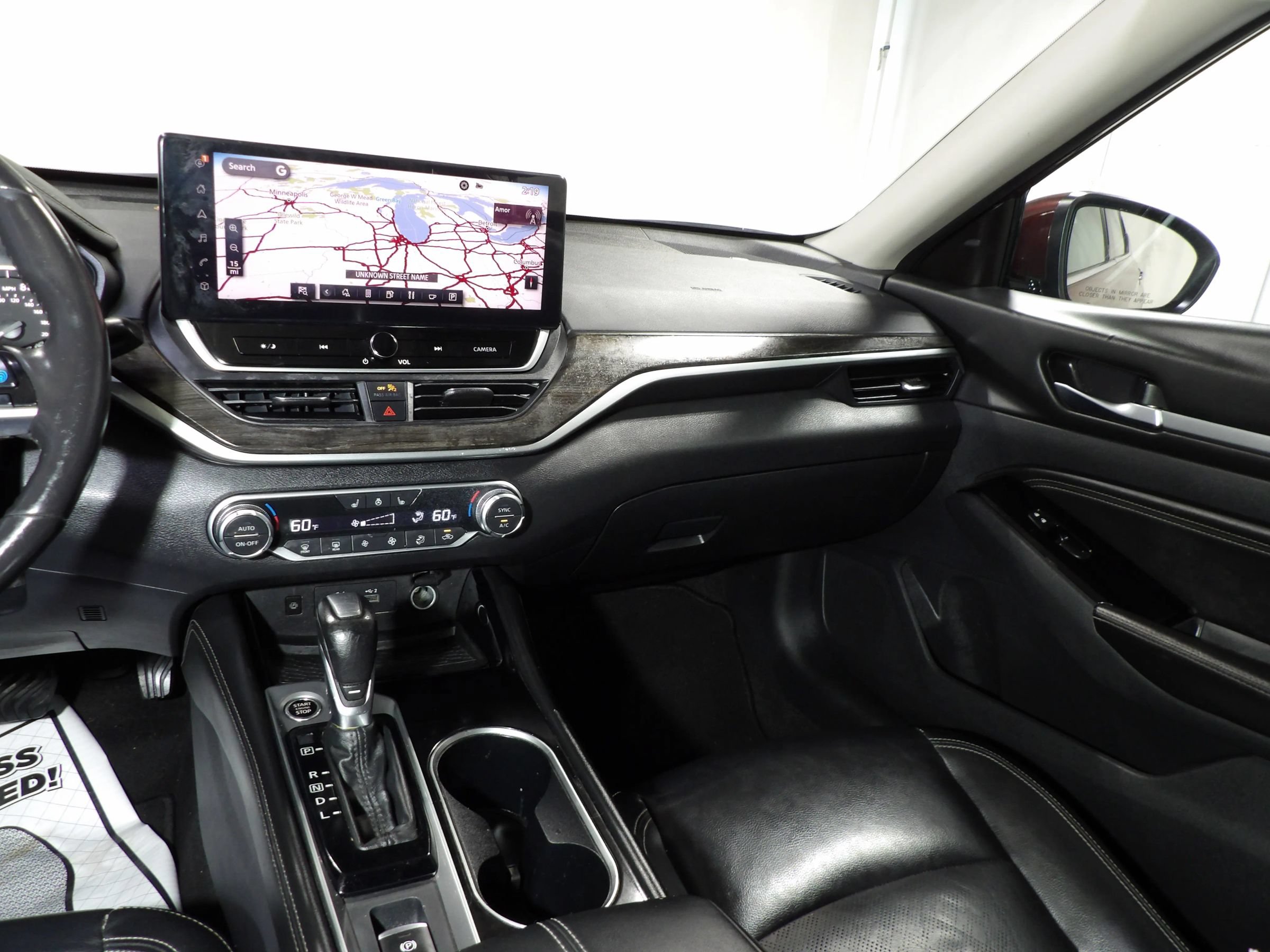Used 2023 Nissan Altima 2.5 SL AWD/4WD image 13